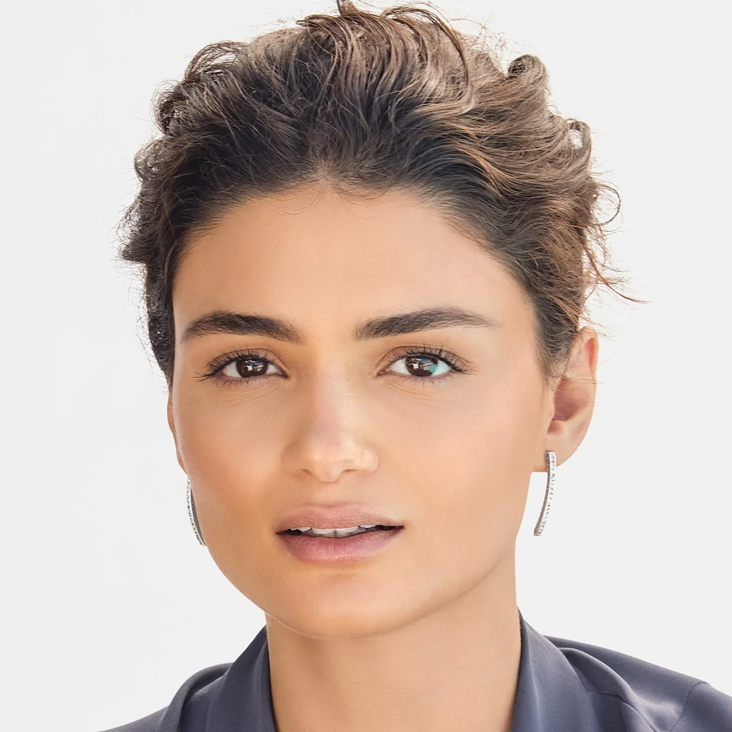 Meridian Geo Bar Post Earrings - Image 8